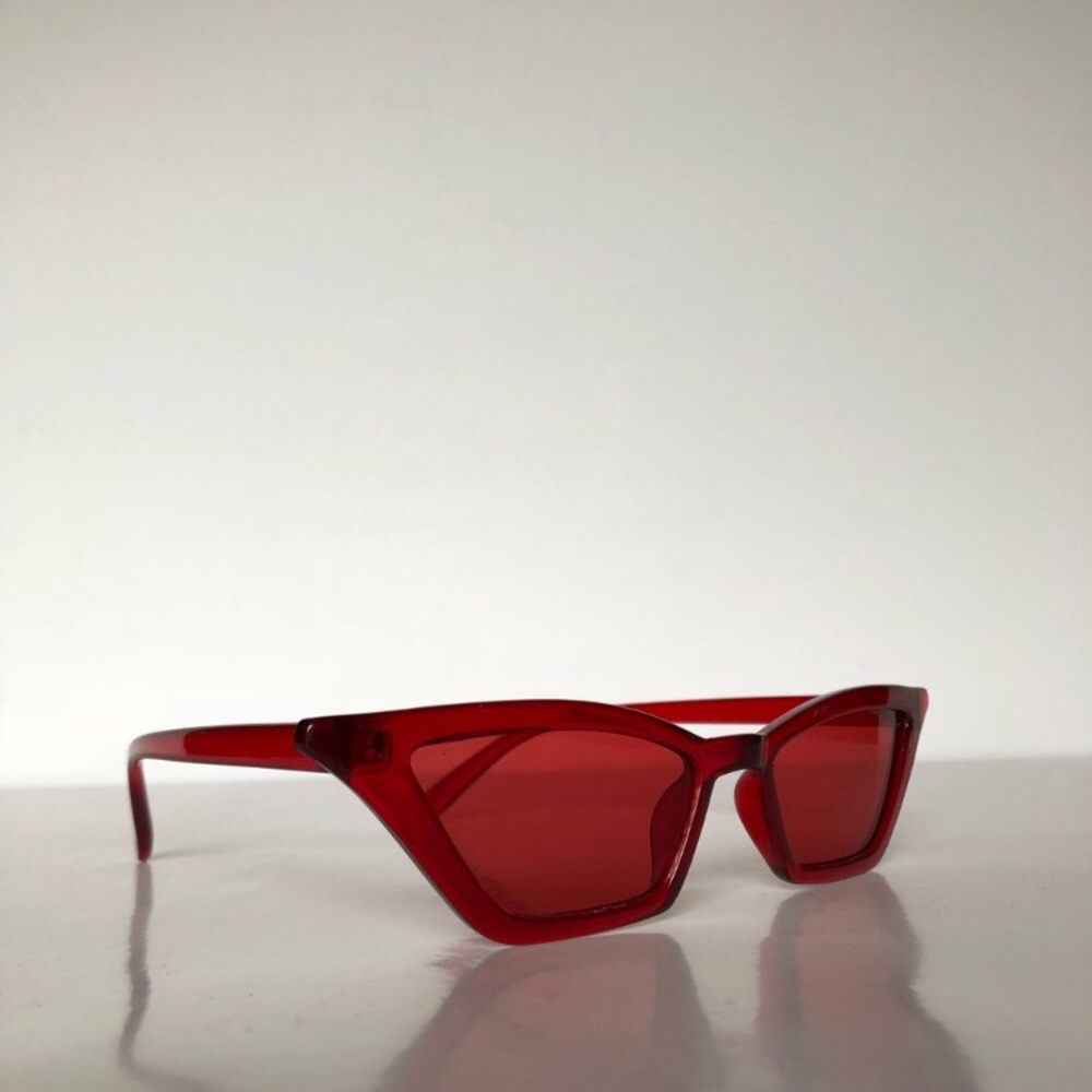 Transparent Cat Eye Slim Sunglasses - Picture 5 of 5